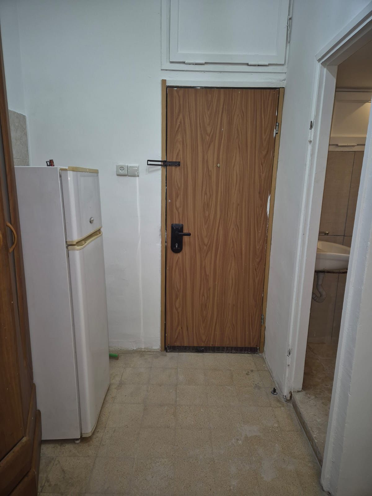 one-room apartment for rent in Netanya city center